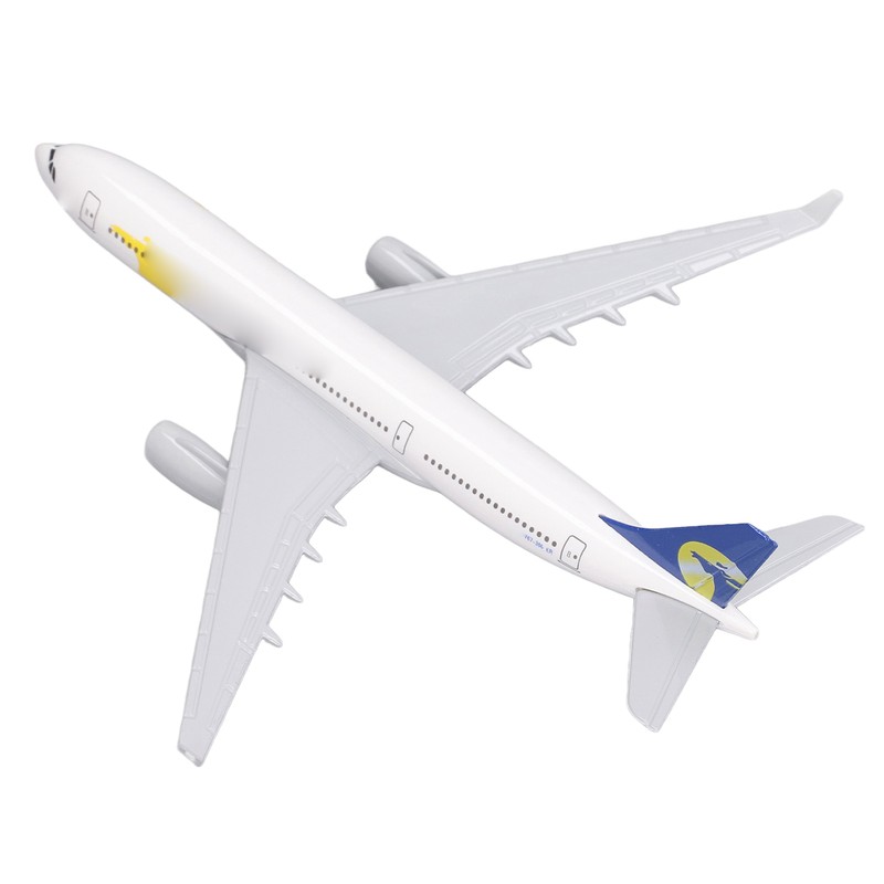 Alloy 767 Airplane Model Alloy Simulated Exquisite Airliner Model Toy