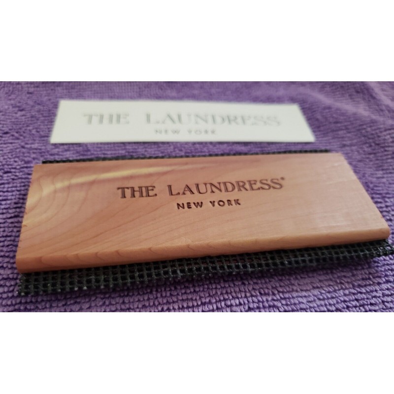 The Laundress New York - SWEATER COMB - Removes Pills,