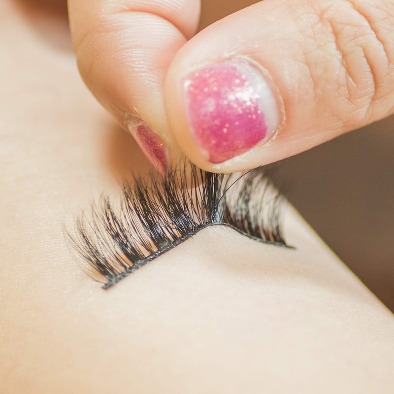 𝗦𝘂𝗽𝗲𝗿 𝗛𝗼𝗹𝗱 MUSELASH Latex Free False Eyelashes Glue Super Hold