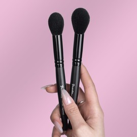 Bueart Design Large Highlighter powder makeup Brush with Small Tapered highlighting blush brush Ideal For Precision Blending highlighter,Bronzer & Blush Soft, Dense Bristles, Vegan & Cruelty-free,M14