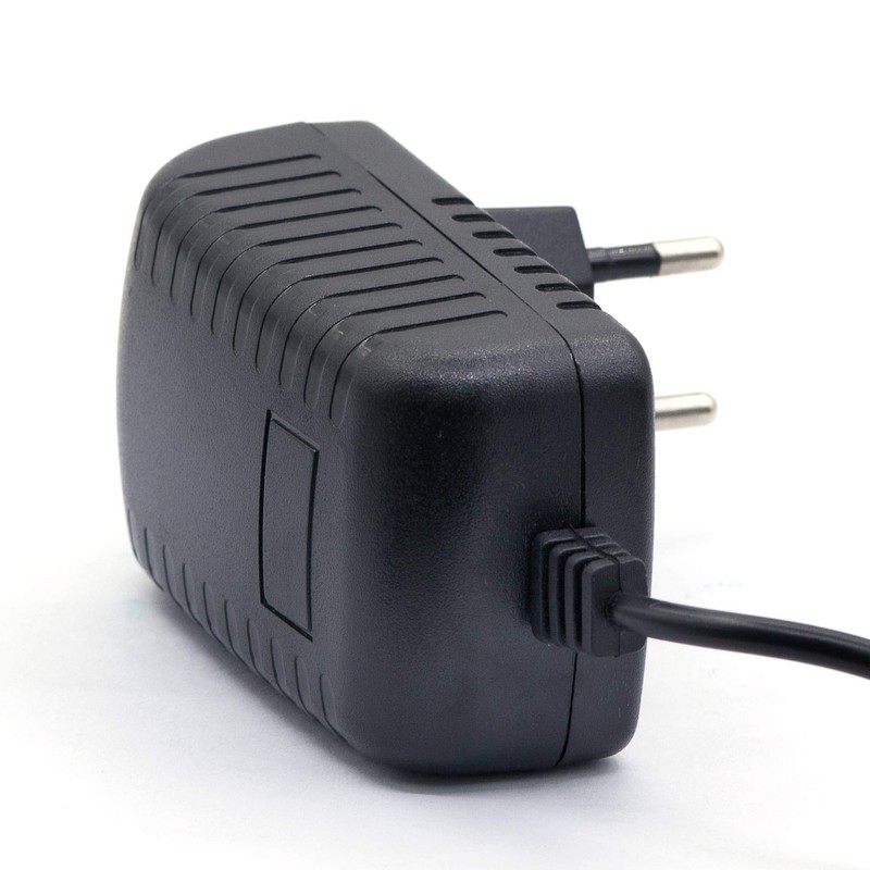 TEMPO DI SALDI 2 x Universal Transformer 2 Amp 12