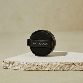 Jung Saem Mool Essential Skin Nuder Longwear Cushion Refill 14g, Fair Light, 1pc