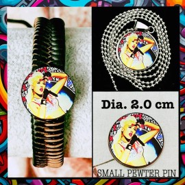 GWEN STEFANI NO DOUBT SET OF THREE BRACELETNECKL