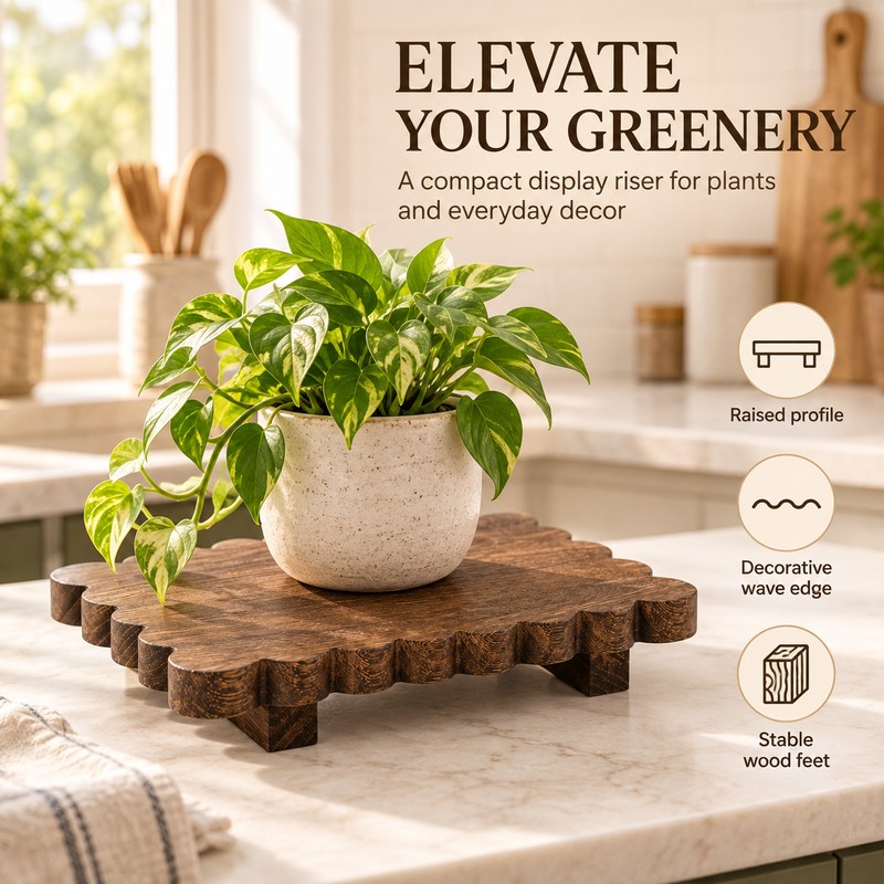 Wooden Plant Stand for Decorative Display – Scalloped Edge Pedestal
