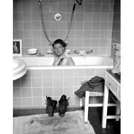 Photographer Lee Mille Taking Bath in Hitler's Bathtub in His Munich Photo