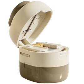 Pill Cutter, Plastic Material, with Lid Does Not Hurt Your Hands, Adjustable Pill Divider, Can Be Cut into 2 or 4 Pieces, for Small and Large Tablets