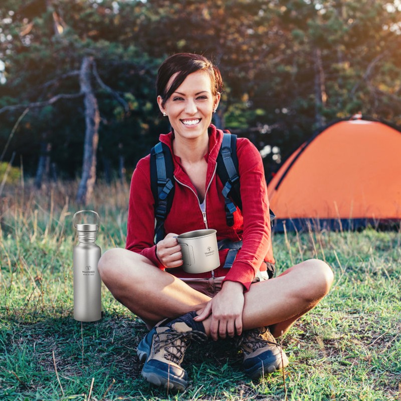 TOMSHOO 550ml Full Titanium Water Bottle with Extra Plastic Lid