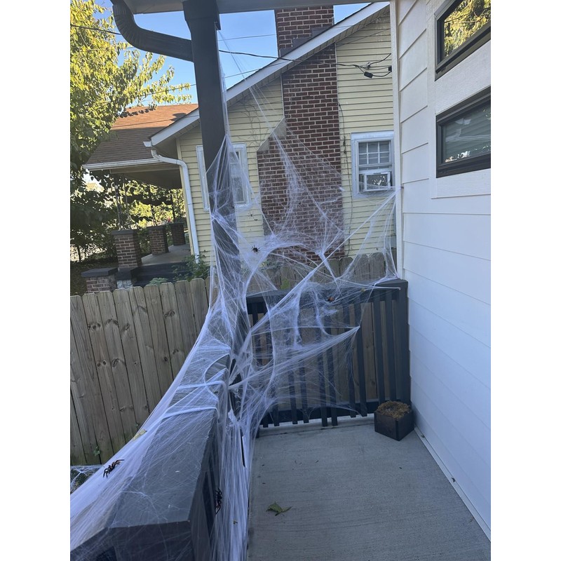 Stretchable Spider Web Halloween Decorations with Fake Spiders – Spooky