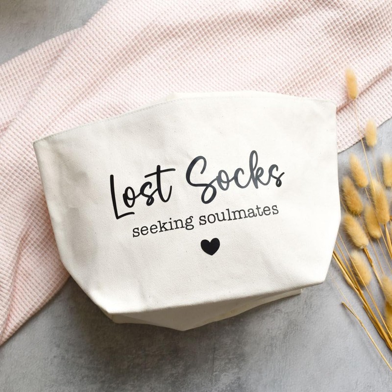 Geschenkidee zum Einzug oder Umzug | "Lost Socks" | Aufbewahrungskorb