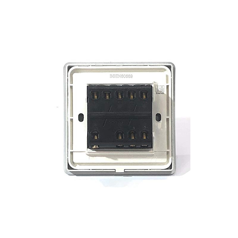 Trendi 3 Gang 2 Way 10 Amp Rocker Chrome Light