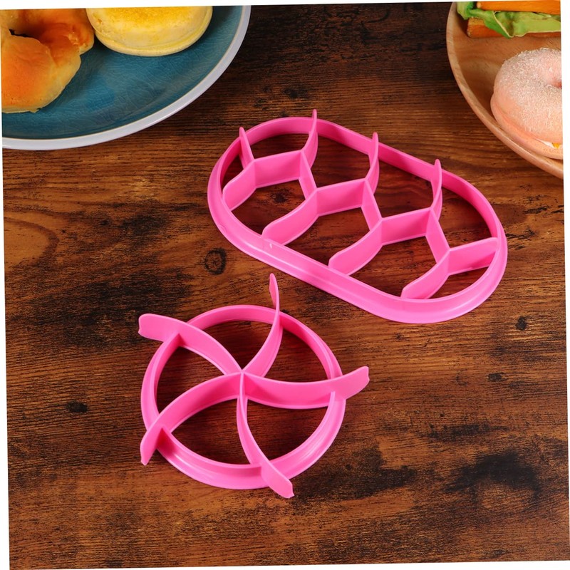 KICHOUSE 2Pcs Bread Press Mold Plastic Pastry Cutters for Baking
