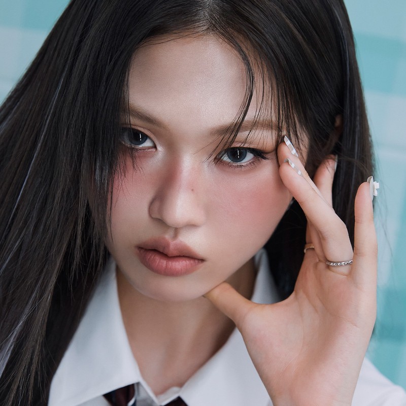 TWOSLASHFOUR TWO SLASH FOUR All Over Face Blush 5.5g -