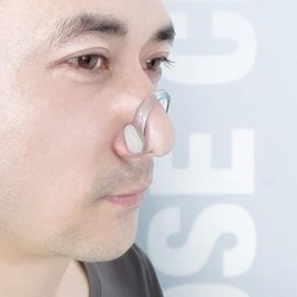 Water ingress clip, diving clip, nose guard, swimming nose plug / 물놀이 물들어감 클립 잠수 집게 코 방지 수영코마개