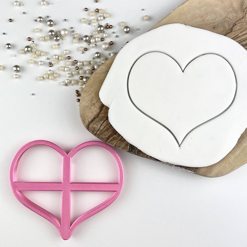 LissieLou Rounded Heart Shape Icing Fondant Cookie Cutter - 7cm
