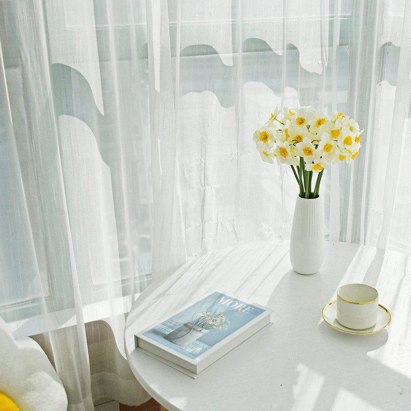 Mandy's 12 Stems White Silk Daffodils – Artificial Spring Centerpiece