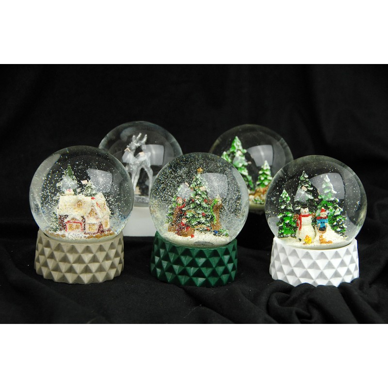 20176 Snow Globe Nostalgia Sleigh Ride on Base Cubic Beige