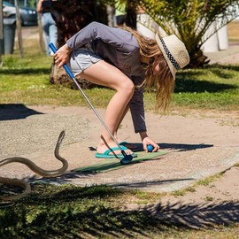 Fake Snake, 2025 Snake Prank with String Clip, Realistic Snake Prank, Rubber Snake, Pranks for Adults Funny Fake Snake Prank, Fake Snakes Funny Pranks Prank Toys(Dark Green)