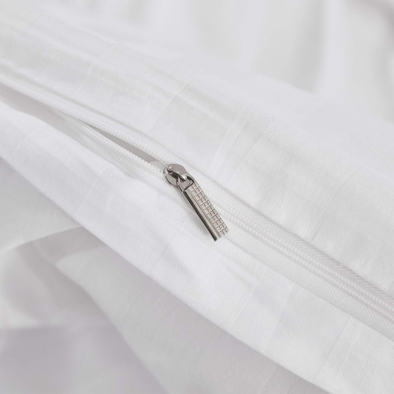 WedDecor 300 Thread Count White Satin Stripe Pillow Cases set