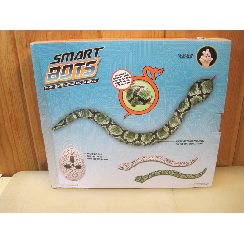 Smart Bots Wireless Remote Control Snake With Interactive Pet Mode