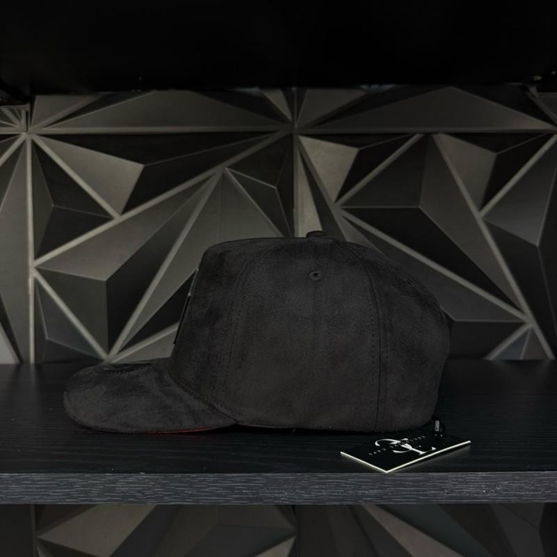 Campeche México SnapBack Hat-black/red suede