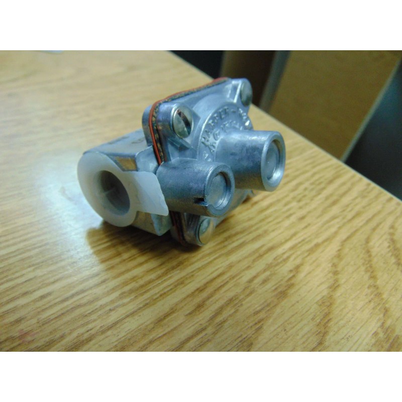 HARPER - WYMAN NATURAL GAS PRESSURE REGULATOR 1/2 3.5