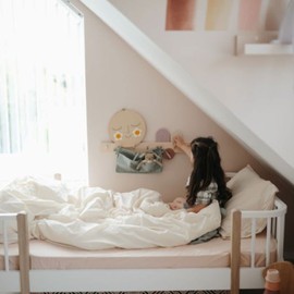 Mushie Storage Bag Baby & Cot Organiser | Nursery Decor, Bed Hanger, Cot Bag | Attach Bars Railings or Shelves (Rainbow)