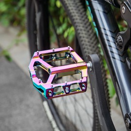 GEWAGE MTB Pedals Bicycle Pedals Set - Flat Pedals for Mountain Bike & Gravel Bike, Non-Slip & Durable, Aluminium Alloy, CNC Machined, 9/16 Inch Axle, Easy Installation (Multi-Colour)