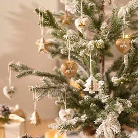 Valery Madelyn 18pcs Traditional Gold and White Christmas Tree Decorations, Metal Christmas Hanging Pendants, Xmas Tree Ornaments with Tree, Star and Heart Patterns for Gift Tag, 2.1inch / 5.3cm