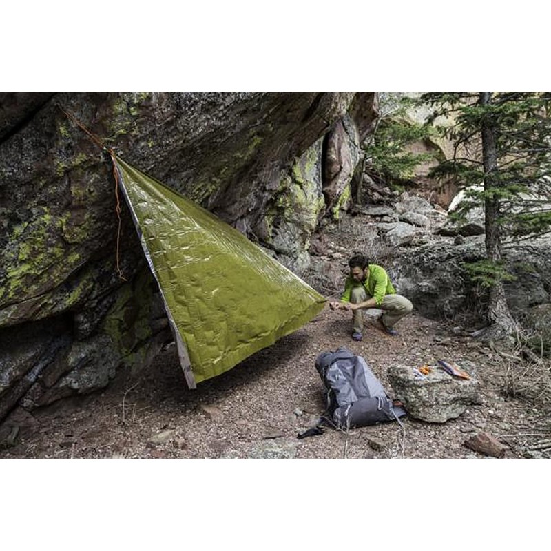 SOL 12518 Heavy Duty Emergency Blanket