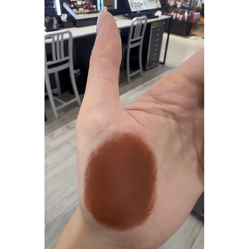 Bobbi Brown x PAC-MAN Luxe Matte lipstick 3.5g boutique brown