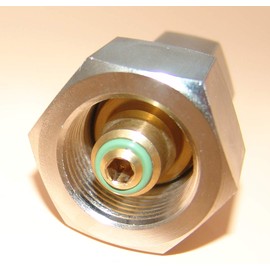 Multiadapter 300 Bar Oxygen/Helium/Compressed Air to G5/8 Inch Oxygen Bullnose Internal Thread