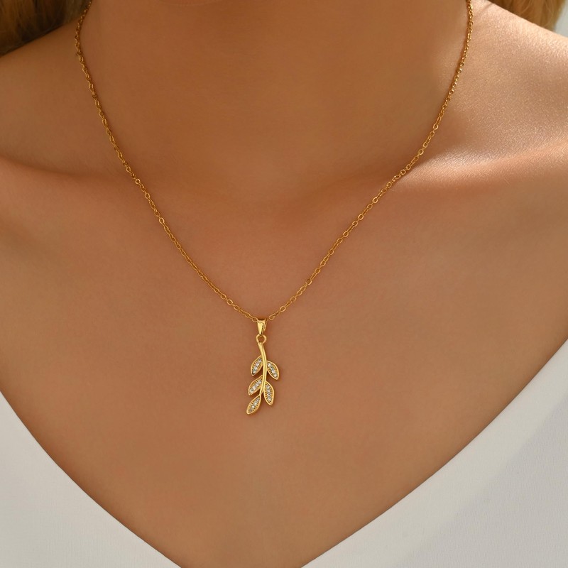 18K Gold Plated Diamond Leaf Necklace for Women Dainty CZ