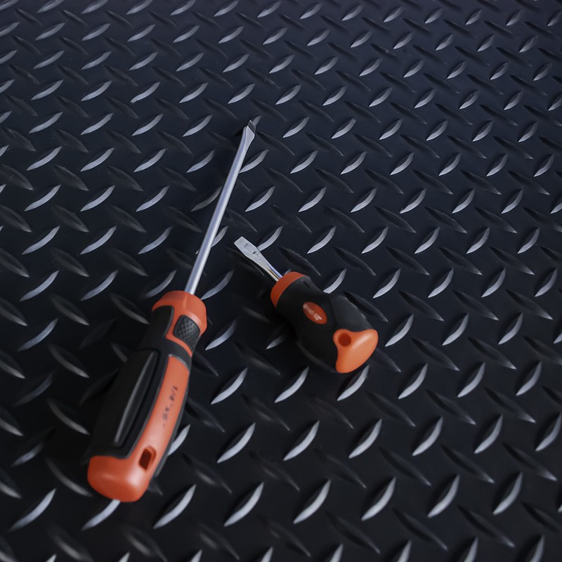 WorkForce Vinyl Diamond Plate Commercial Grade Matting, Heavy Duty Floor