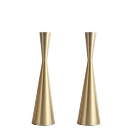Paquete de 2 candelabros de metal cónico de 9" en latón dorado, candelabro vintage de estilo moderno de mediados de siglo para cabina, casa, mesa, mantel, centro de mesa de boda (latón dorado, paquete