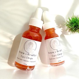 Renew + Resurface Face Drops - Gentle Exfoliation - Glycolic Acid, Malic Acid, Lactic Acid + Peptides + Niacinamide - Exfoliating Face Serum - Glowing, Renewed Appearance - Volume: .5 fl oz