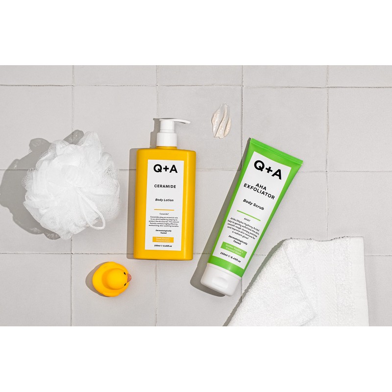 Q+A AHA Exfoliator Body Scrub (250ml), Exfoliating Body Scrub with