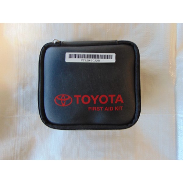 Carstar Middletown Pa Toyota First Aid Kit P/N PT4200022B New