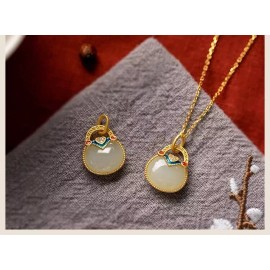 Unbranded Vintage Classic 18K Gold Plated White Jade Lucky Purse Pendant Necklace