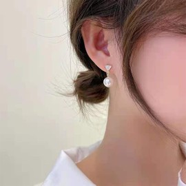 Allereyae Vintage Pearl Drop Earrings Pearl Dangle Earrings Acrylic Triangle Stud Earrings Tiny Marble Fan Shape Earrings Jewelry for Women