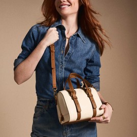 Fossil Women's Carlie Crossover Body Bag, White, White