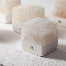 Nature Crystal Passive Diffuser with Light Stone Essential Oil Diffuser Hand Carved Selenite Stone Night Light - Perfect for Meditation Reflection Bedroom Decoration (1 Piece, Cube Diffuser & Lamp)