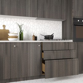 VEELIKE 15.7''x118'' Charcoal Grey Wood Contact Paper Peel and Stick Wood Wallpaper Textured Wood Grain Contact Paper for Cabinets Countertops Waterproof Removable Adhesive Wood Vinyl Wrap for Table