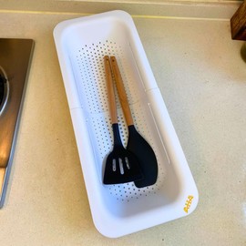 AHASON'S Over The Sink Colander Strainer Basket, Wash Vegetables and Fruits, Drain Cooked Pasta, Extendable Basket (White)