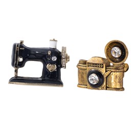 TENDYCOCO 2pcs Brooch Funny Pins Vinyl Record Decor Delicate Badge Sewing Machine Charms Men Decor Man Jewelry Vintage Decor Sewing Pin Sewing Machine Pin Retro Camera Lapel Pin Zinc Alloy