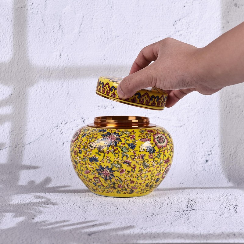 XINGYAN Chinoiserie Enamel Ginger Jar with Twist Lid, Round Design,