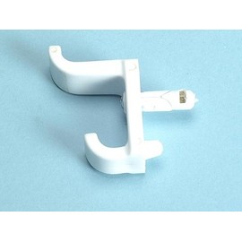 Plasplug Dhw133 White Double Hook (Card 1)