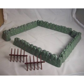 Marx Style Stone Walls and Spike Barricades Offered by Classic Toy Soldiers, Inc