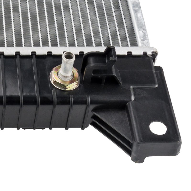 Torchtree CU13045 Radiator Replacement,Compatible with 2007-2008 Expedition, 2007-2008 Navigator