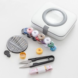 BELCHERCC5 Kit de Costura, Kit de Costura Portátil, Mini Costurero con Hilo de Coser, Aguja de Coser y Enhebrador. Ideal para remendar ropa sobre la marcha, costura de emergencia-blanco(S)