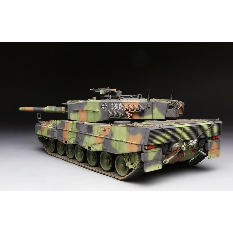 Meng Leopard German Main Battle Tank Model Kit
